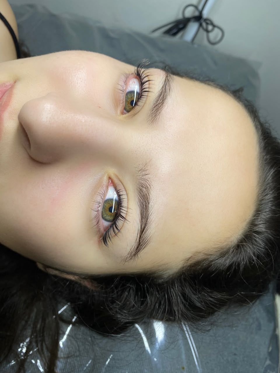 Lash lifting nos cílios naturais, feito pela lash designer Melyssa Teixeira no Estilo Arte, em Araraquara